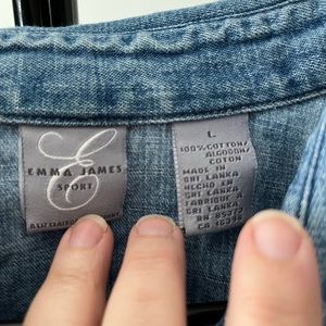 Womens short sleeve cropped Jean shirt .